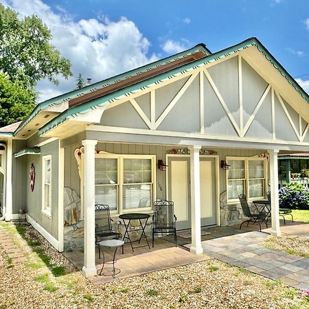 Riverbend Motel & Cabins 헬렌 외부 사진