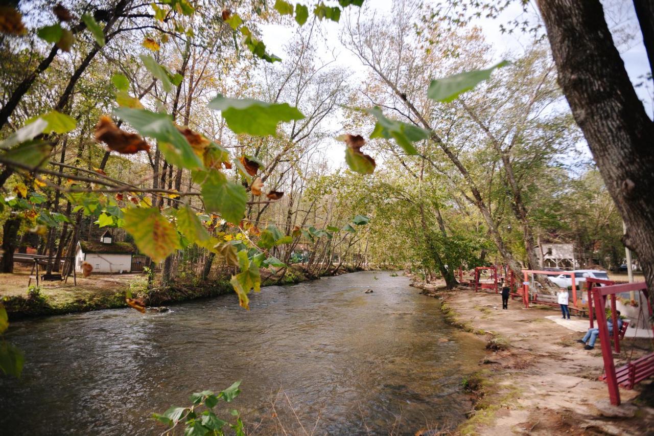 Riverbend Motel & Cabins 헬렌 외부 사진