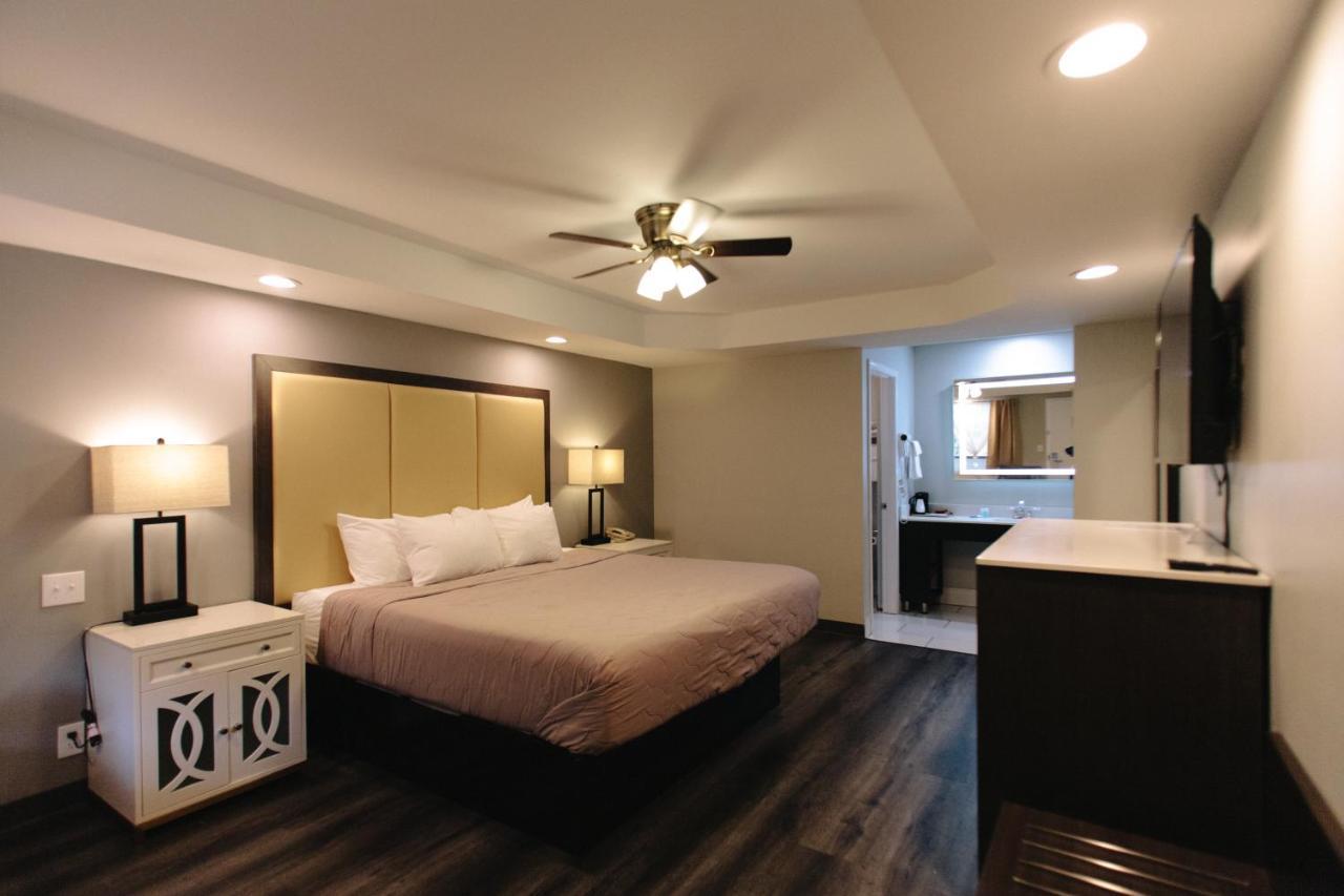Riverbend Motel & Cabins 헬렌 외부 사진